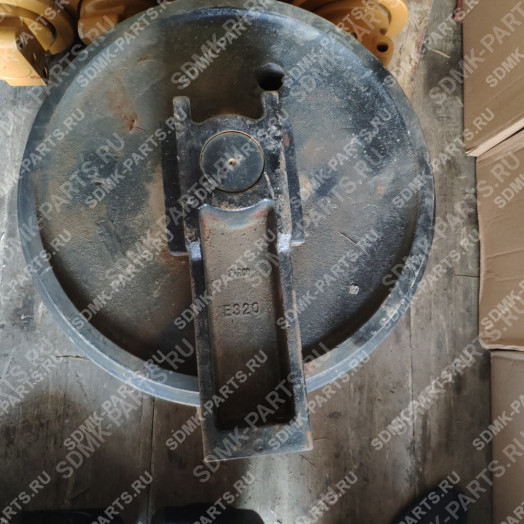 Колесо направляющее 113-2907, 102-8151, 7Y1601 CAT 320DL 248-7143