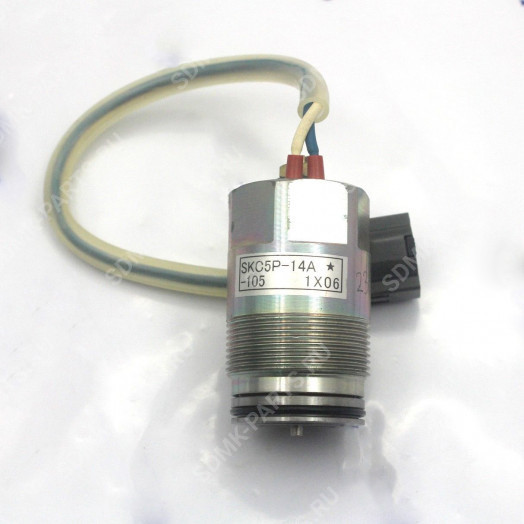 Клапан HITACHI EX400-5 4368974