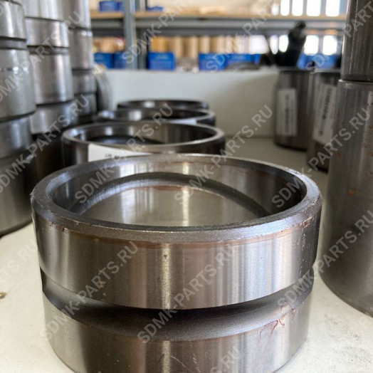 Втулка рукоять - трапеция HITACHI EX400-5 3026075